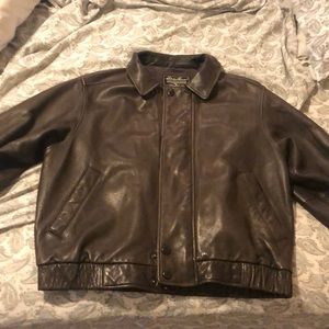 Vintage Eddie Bauer men’s leather jacket, M